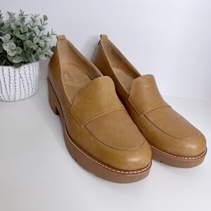 Naturalizer Darry Lug Sole Chunky Penny Leather Loafers Toffee 10.5 Preppy